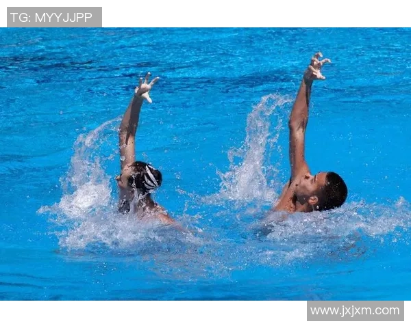 香港游泳运动员突破自我创历史新纪录 展现运动员精神与拼搏力量