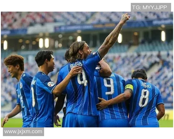 南京篮球队心理素质创新高引发热议展现团队精神与竞技实力的完美结合