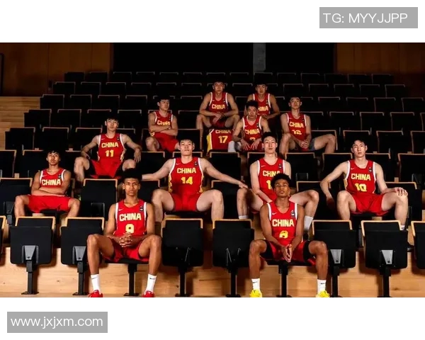 深圳篮球队在篮球配合排行榜中荣登第七名展现团队实力与默契 深圳篮球队在篮球配合排行榜中荣登第七名展现团队实力与默契