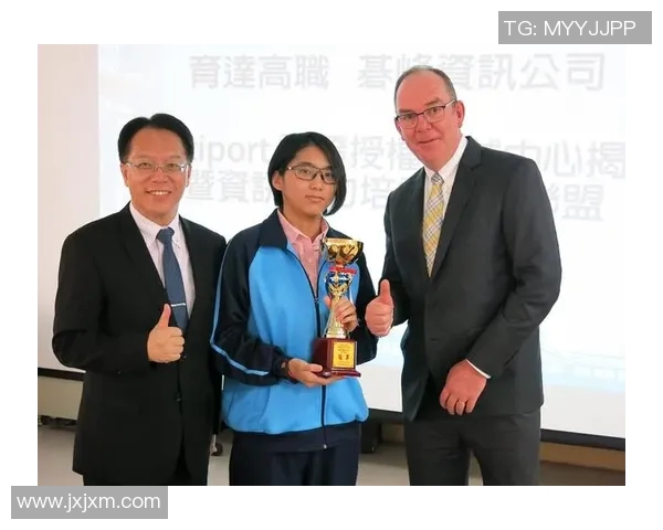 王芳独家分享羽毛球技巧与心得助你提升竞技水平与乐趣