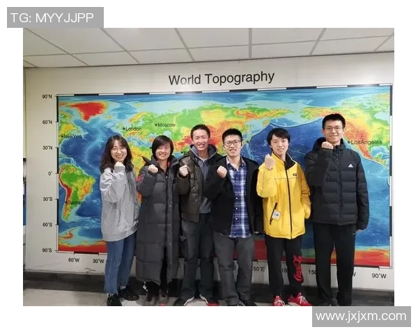 赛后分析：深圳羽毛球队与武汉羽毛球队的团队协作与战术对比探讨